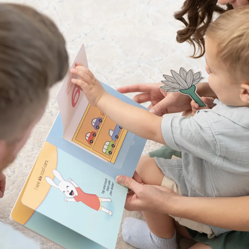 Libro Tap! Tap! Tidy Up!